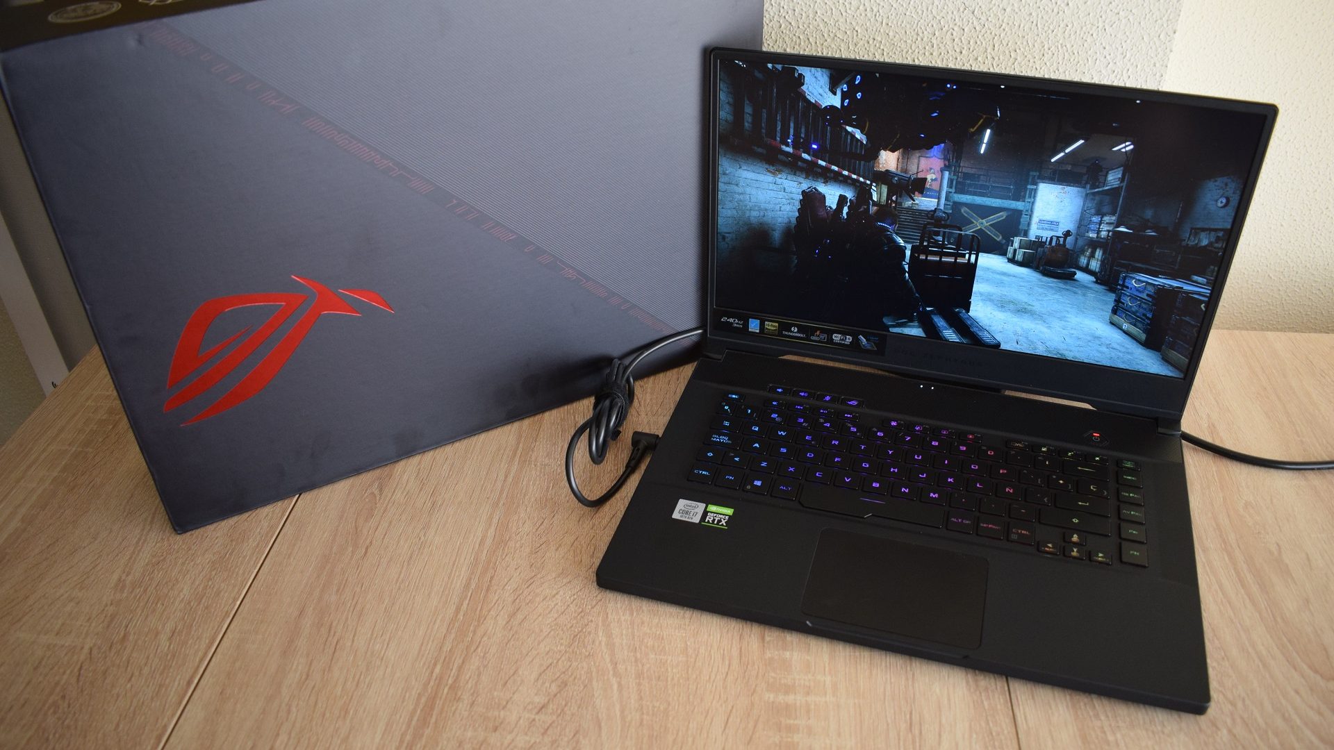 Asus Rog Zephyrus M Unboxing Y An Lisis Del Port Tilasus Rog